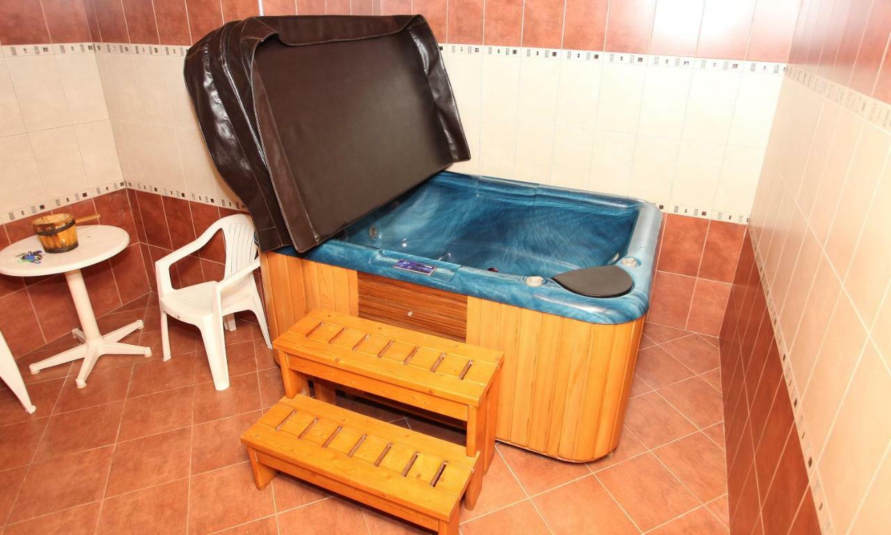 Snow Pearl Residence & Free Spa Bansko Esterno foto